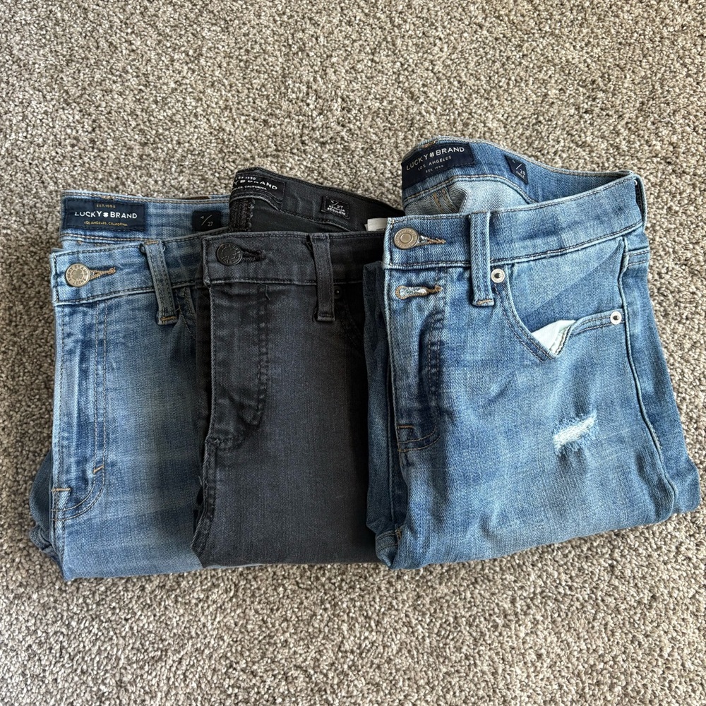 3 pairs of Lucky Brand Women’s Distressed Blue & Black Jeans